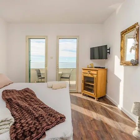 Apartments Daniela Della Novalja Zewnętrze zdjęcie