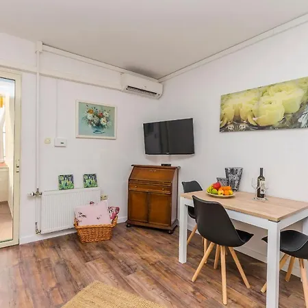 Apartments Daniela Della Novalja Zewnętrze zdjęcie