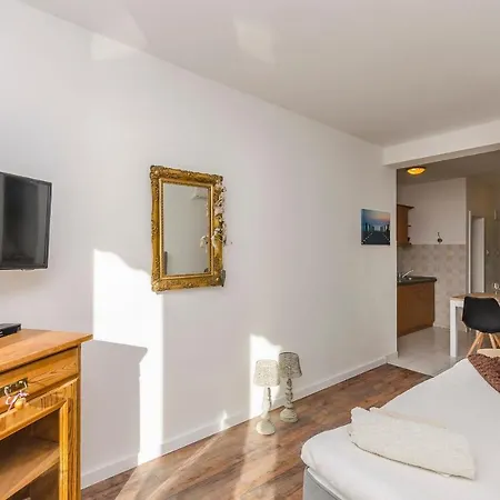 Apartments Daniela Della Novalja Zewnętrze zdjęcie