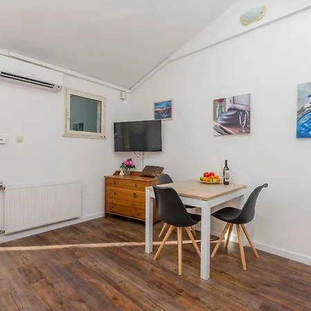 Apartments Daniela Della Novalja Zewnętrze zdjęcie