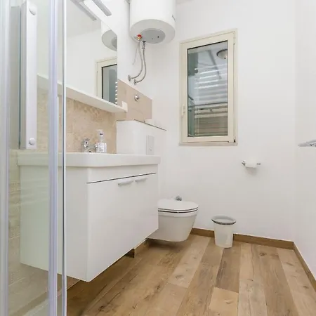 Apartments Daniela Della Novalja Zewnętrze zdjęcie