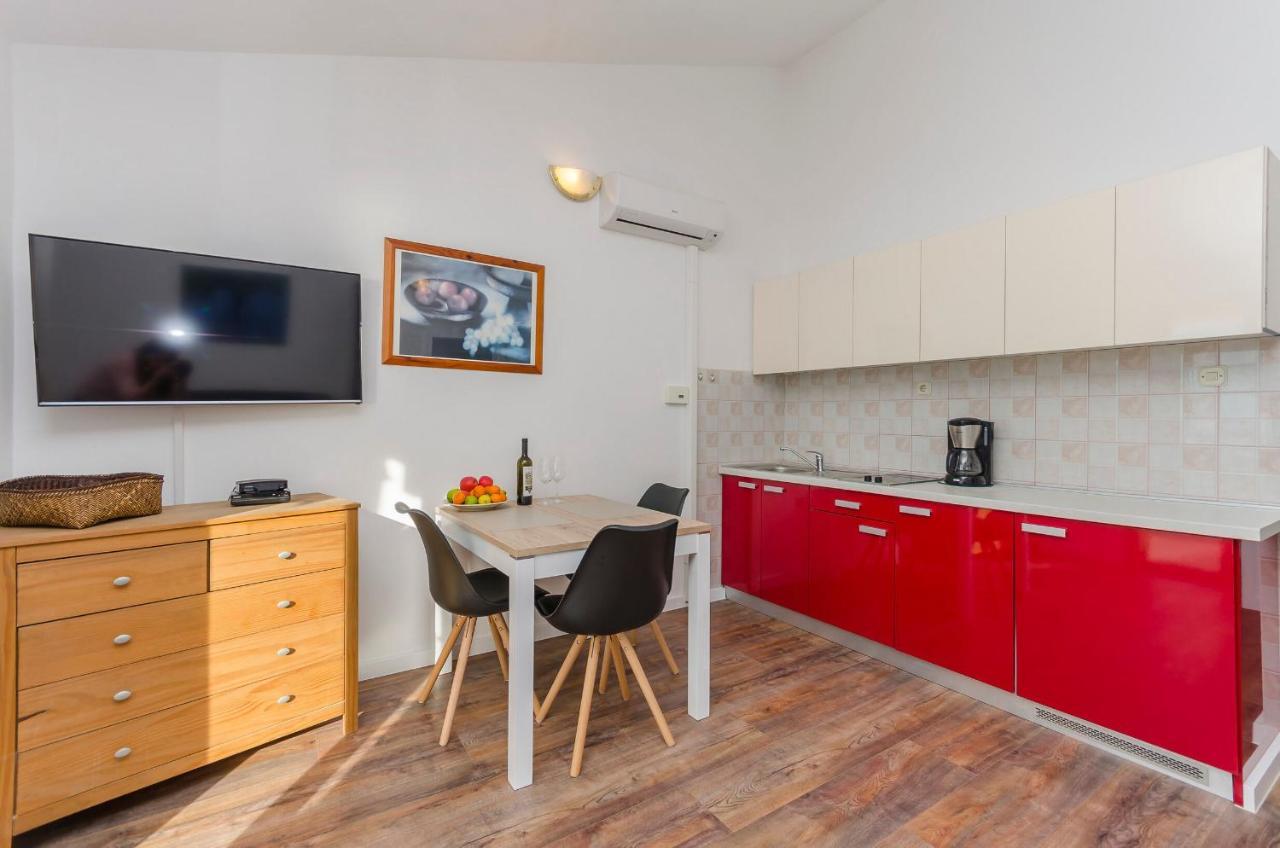 Daniela Della Apartamento